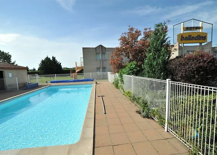 Balladins Clermont / Chateaugay Hotel