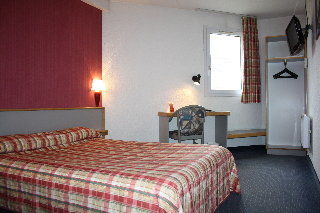 Hotel Balladins Clermont / 2*